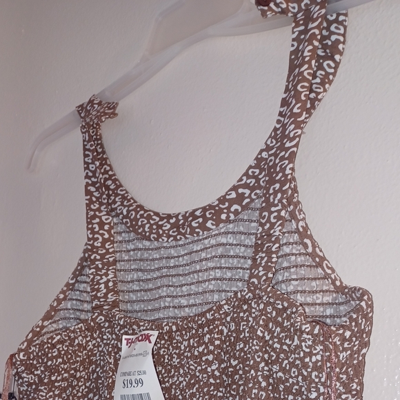 JAPNA Jumpsuit NWT in brown and white. - Picture 6 of 7